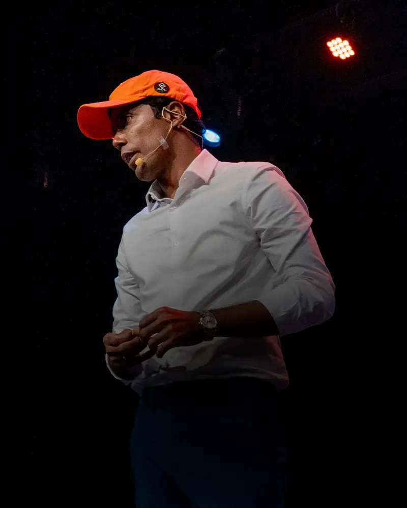 Fábio Costa durante apresentação pública do Método ADL